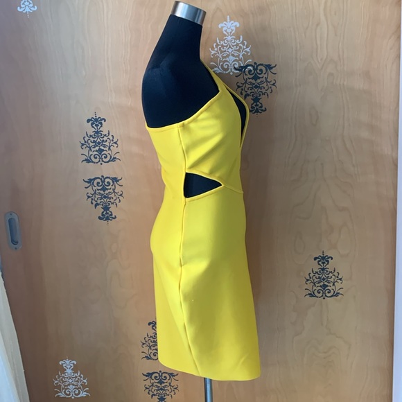 NEW - GORGEOUS Sexy Cut-Out Dress in Bright Yellow - Picture 8 of 14